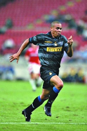 疑为他们在 疑为他们在