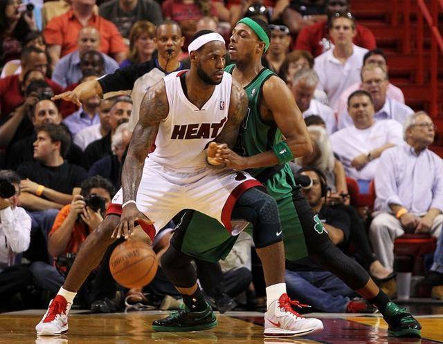 媒体与球迷 媒体与球迷