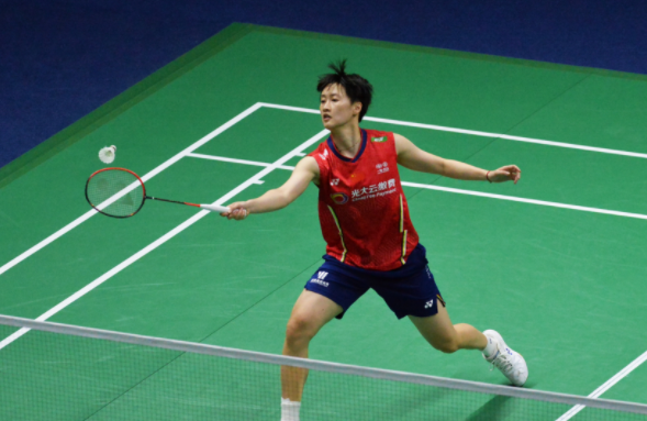 业余中场小 业余中场小